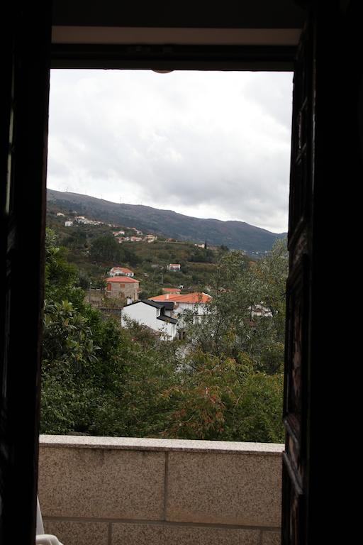 Casa Cardoso Hotel Sao Martinho de Mouros Ruang foto